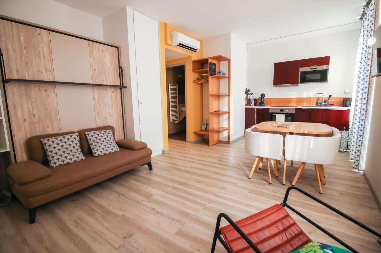 Sarlatitude, Studios & Chambres Luaran gambar